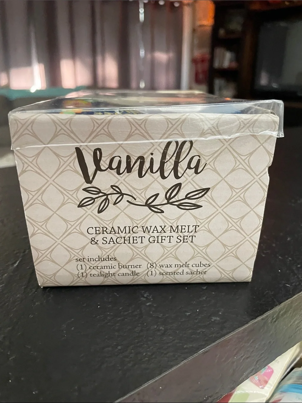 Vanilla Scented Home Gift Set with Navy Floral Warmer New